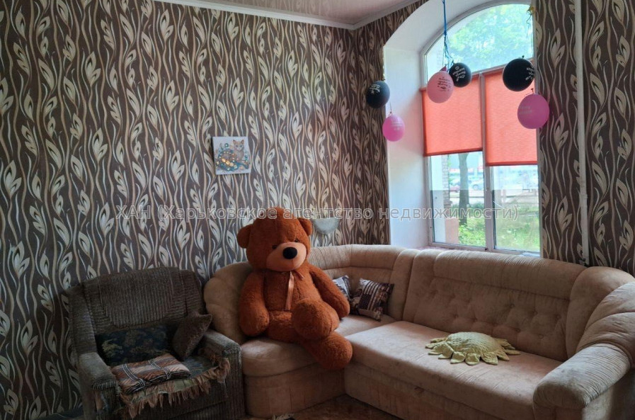 Продам квартиру, Архитектора Алёшина просп. , 1 кім., 35 м², косметический ремонт 
