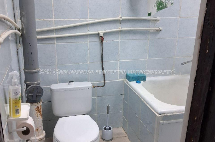 Продам квартиру, Архитектора Алёшина просп. , 1 кім., 35 м², косметический ремонт 