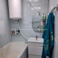 Продам квартиру, Архитектора Алёшина просп. , 1 кім., 35 м², косметический ремонт 