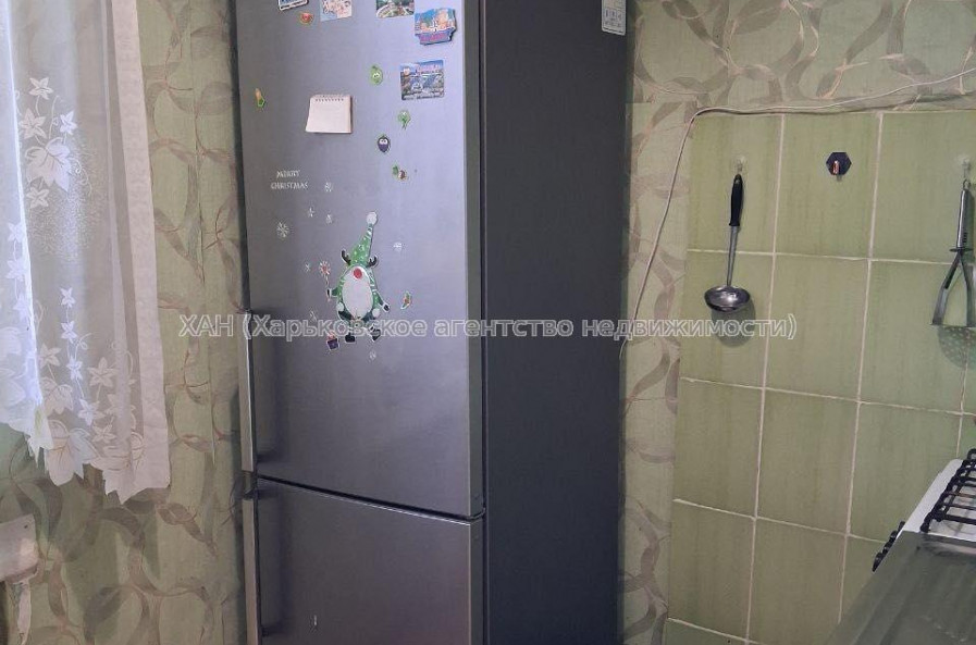 Продам квартиру, Архитектора Алёшина просп. , 1 кім., 35 м², косметический ремонт 