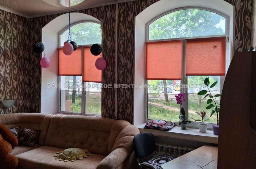 Продам квартиру, Архитектора Алёшина просп. , 1 кім., 35 м², косметический ремонт 