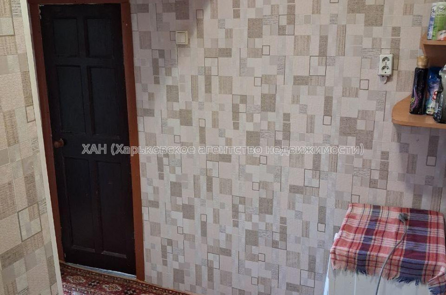 Продам квартиру, Архитектора Алёшина просп. , 1 кім., 35 м², косметический ремонт 