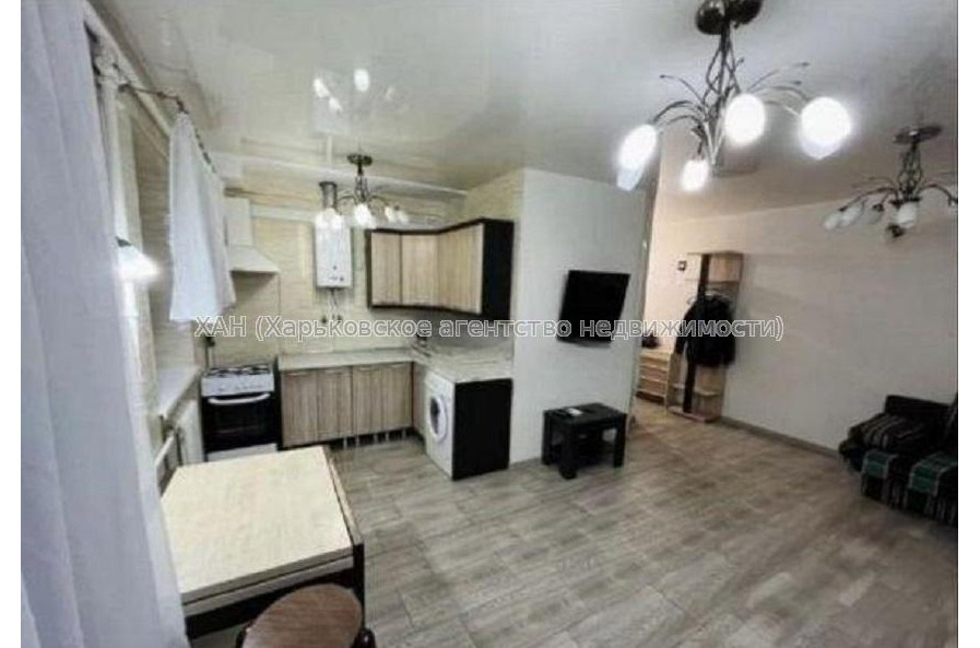 Продам квартиру, Защитников Неба ул. , 2 кім., 44 м², авторский дизайн 