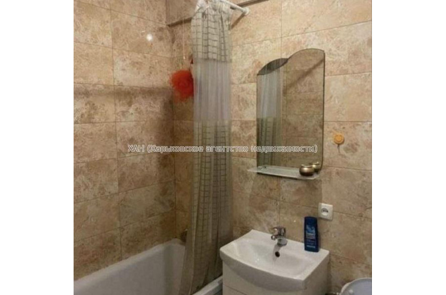 Продам квартиру, Защитников Неба ул. , 2 кім., 44 м², авторский дизайн 