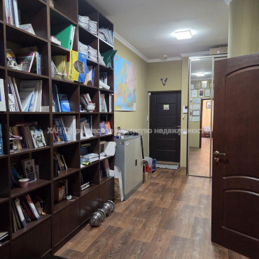 Продам квартиру, Отакара Яроша пер. , 1  ком., 64 м², евроремонт 