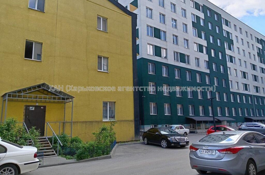 Продам квартиру, Героев Харькова просп. , 1  ком., 24 м², без внутренних работ 