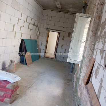 Продам квартиру, Героев Харькова просп. , 1  ком., 24 м², без внутренних работ 