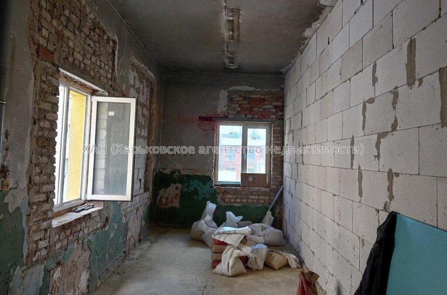 Продам квартиру, Героев Харькова просп. , 1  ком., 24 м², без внутренних работ 