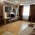Продам квартиру, Тракторостроителей просп. , 1  ком., 52 м², авторский дизайн 