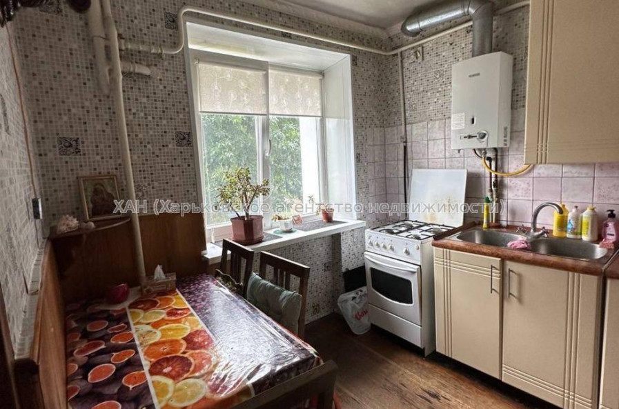 Продам квартиру, Деревянко ул. , 1  ком., 31.40 м², косметический ремонт 