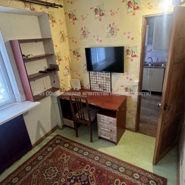 Продам квартиру, Деревянко ул. , 1  ком., 31.40 м², косметический ремонт 