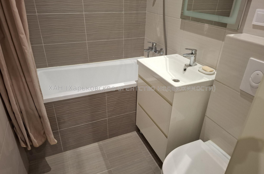 Сдам квартиру, Мира ул. , 2  ком., 55.80 м², евроремонт 