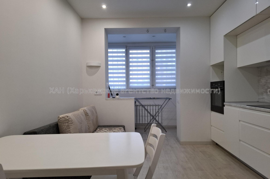 Сдам квартиру, Мира ул. , 2  ком., 55.80 м², евроремонт 