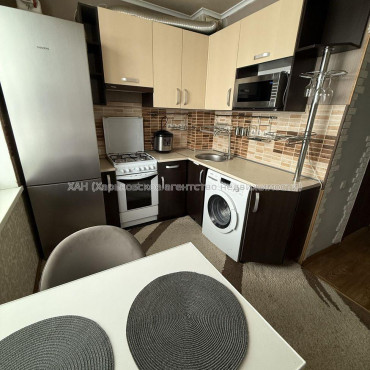 Продам квартиру, Тракторостроителей просп. , 1  ком., 33 м², авторский дизайн 