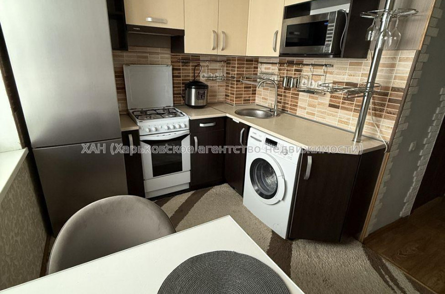 Продам квартиру, Тракторостроителей просп. , 1  ком., 33 м², авторский дизайн 