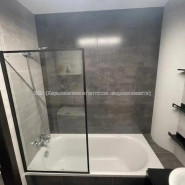 Продам квартиру, Сухумская ул. , 1 кім., 50 м², авторский дизайн 