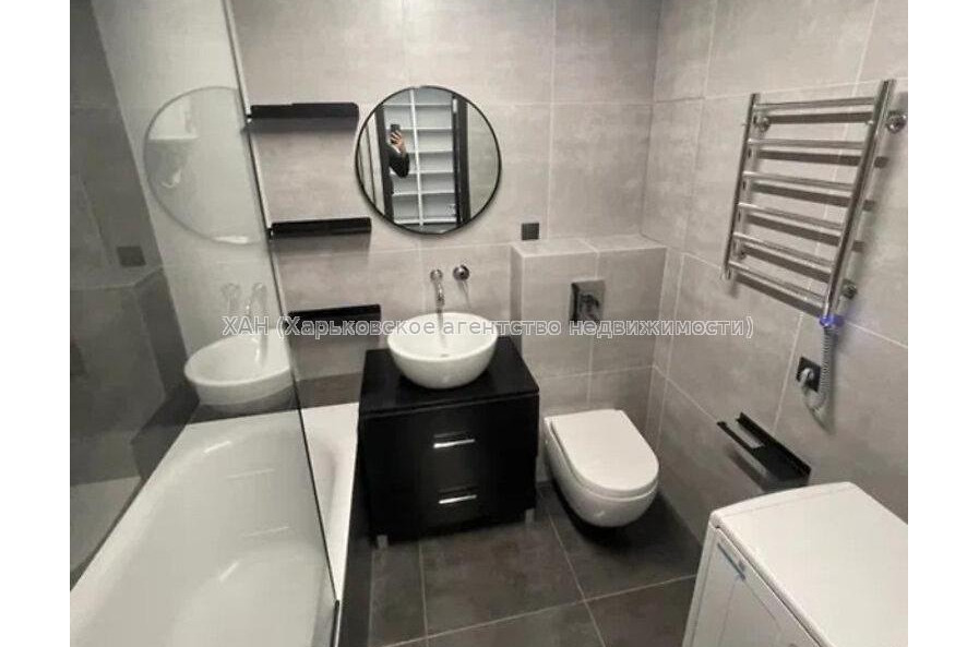 Продам квартиру, Сухумская ул. , 1 кім., 50 м², авторский дизайн 