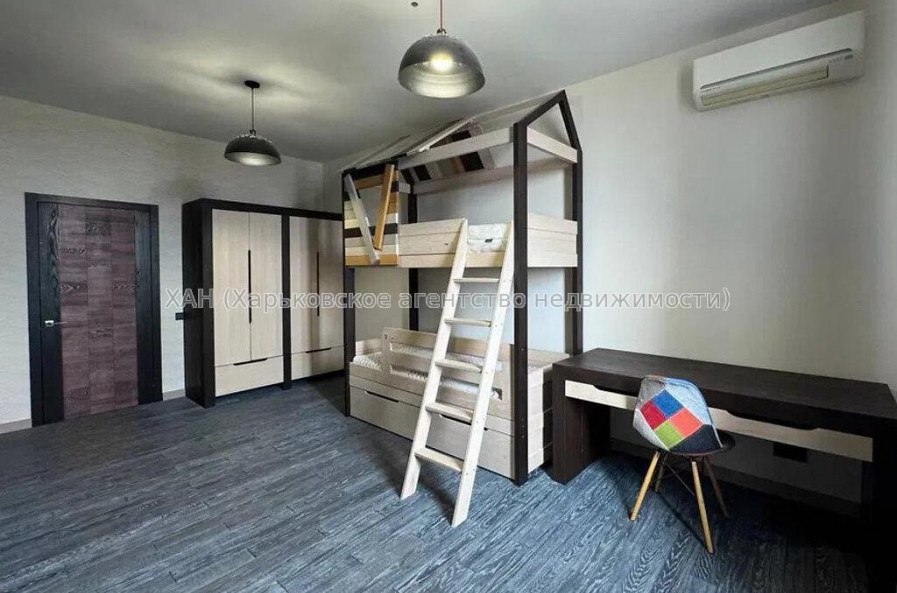 Продам квартиру, Отакара Яроша пер. , 3  ком., 154 м², авторский дизайн 