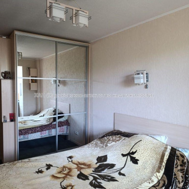Продам квартиру, Юбилейный просп. , 4  ком., 80 м², косметический ремонт 