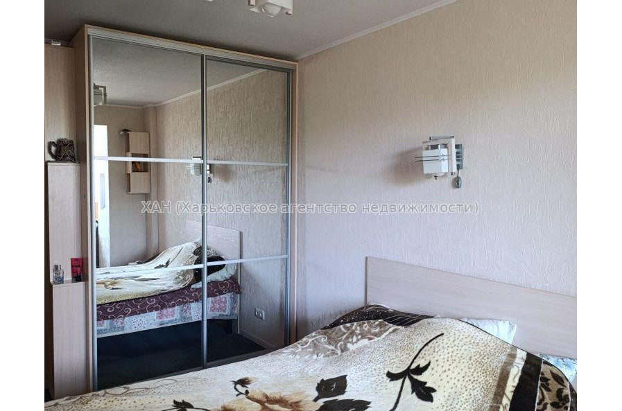 Продам квартиру, Юбилейный просп. , 4  ком., 80 м², косметический ремонт 
