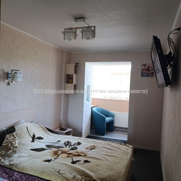 Продам квартиру, Юбилейный просп. , 4  ком., 80 м², косметический ремонт 