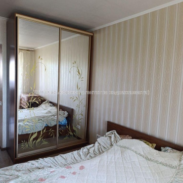 Продам квартиру, Юбилейный просп. , 4  ком., 80 м², косметический ремонт 