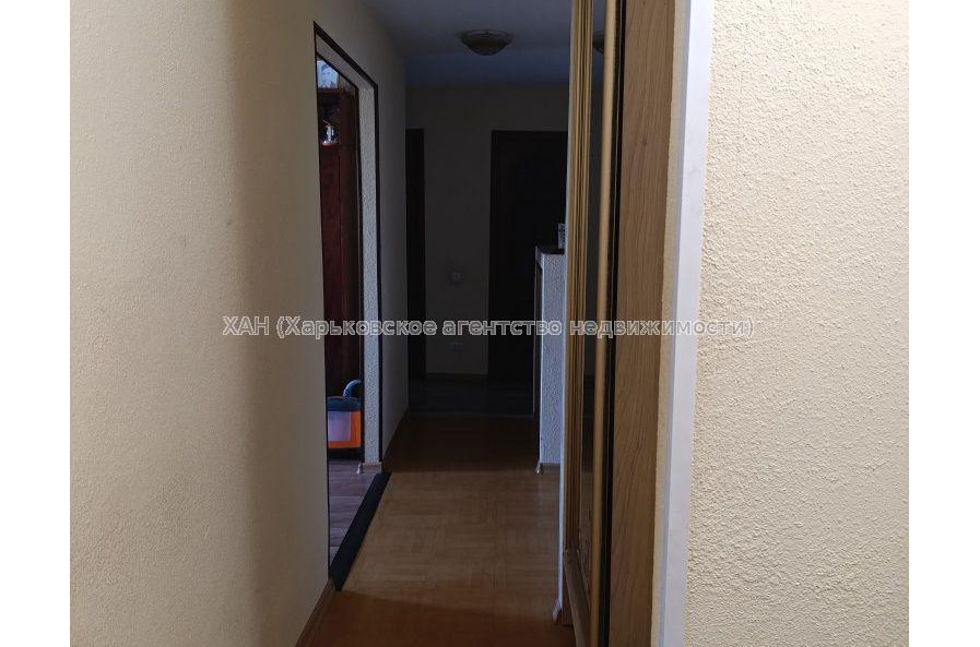 Продам квартиру, Юбилейный просп. , 4  ком., 80 м², косметический ремонт 