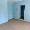 Продам квартиру, Малогончаровская ул. , 2 кім., 54 м², косметический ремонт 