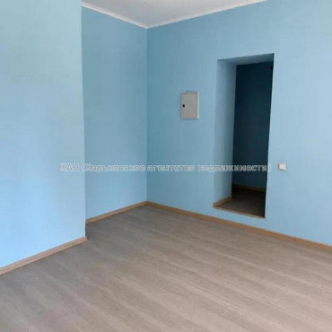 Продам квартиру, Малогончаровская ул. , 2 кім., 54 м², косметический ремонт 