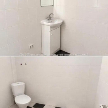 Продам квартиру, Малогончаровская ул. , 2 кім., 54 м², косметический ремонт 