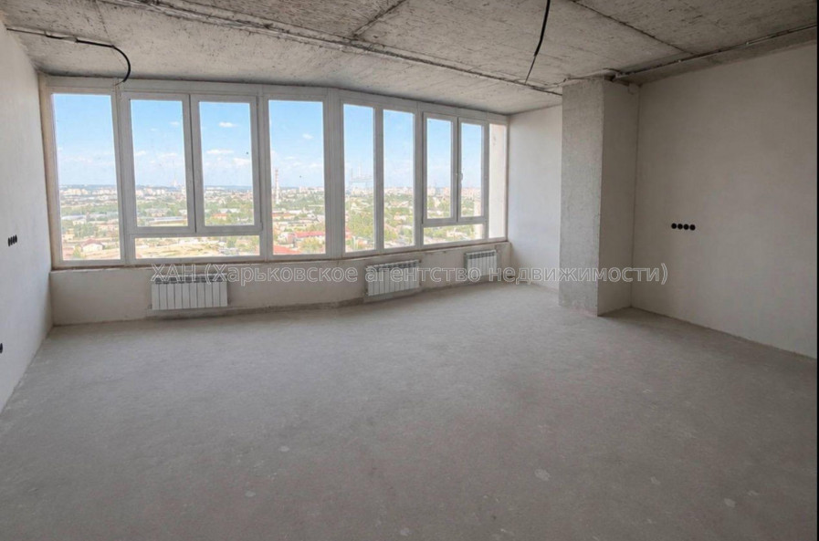 Продам квартиру, Зерновая ул. , 3  ком., 81 м², без отделочных работ 