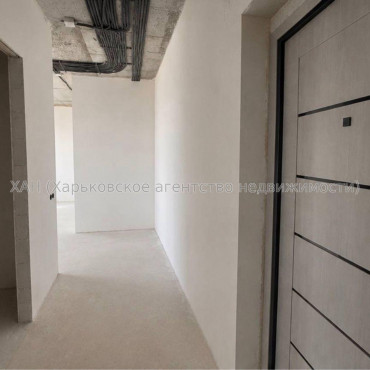Продам квартиру, Зерновая ул. , 3  ком., 81 м², без отделочных работ 