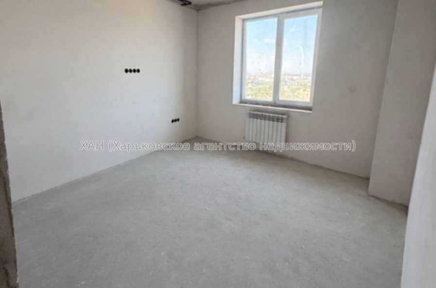 Продам квартиру, Зерновая ул. , 3  ком., 81 м², без отделочных работ 