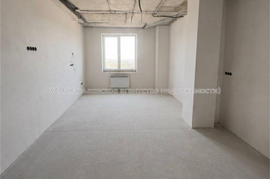 Продам квартиру, Зерновая ул. , 3  ком., 81 м², без отделочных работ 