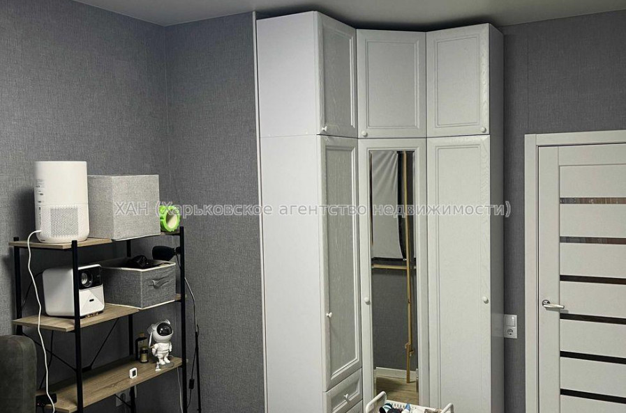 Продам квартиру, Мира ул. , 2 кім., 37 м², косметический ремонт 