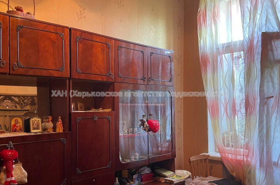 Продам квартиру, Евгения Котляра ул. , 3  ком., 90 м², советский ремонт 
