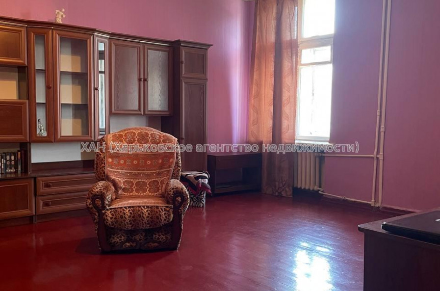 Продам квартиру, Евгения Котляра ул. , 3  ком., 90 м², советский ремонт 