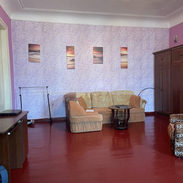 Продам квартиру, Евгения Котляра ул. , 3  ком., 90 м², советский ремонт 