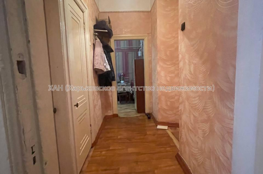 Продам квартиру, Евгения Котляра ул. , 3  ком., 90 м², советский ремонт 