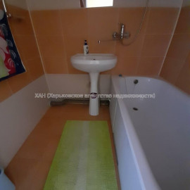 Продам квартиру, Соборности Украины ул. , 1  ком., 38 м², капитальный ремонт