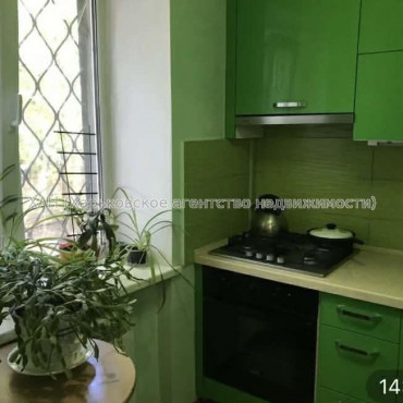 Продам квартиру, 23 Августа ул. , 3  ком., 54 м², капитальный ремонт 