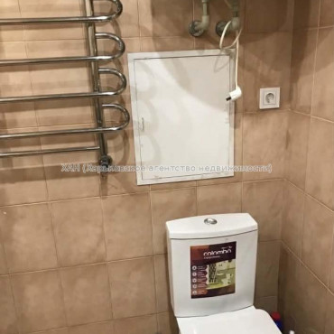 Продам квартиру, 23 Августа ул. , 3  ком., 54 м², капитальный ремонт 
