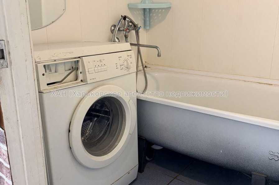 Продам квартиру, Победы просп. , 1  ком., 32 м², косметический ремонт 