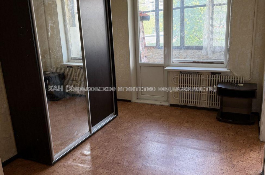 Продам квартиру, Победы просп. , 1  ком., 32 м², косметический ремонт 