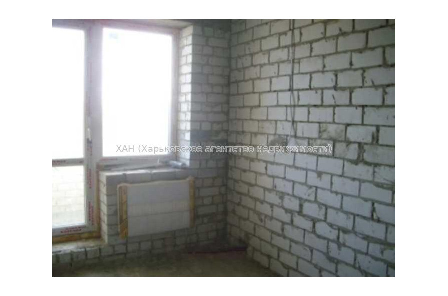 Продам квартиру, Салтовское шоссе , 1 кім., 41.80 м², без внутренних работ 