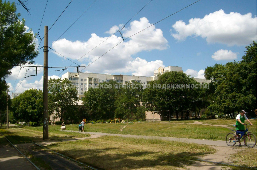 Продам квартиру, Салтовское шоссе , 1 кім., 41.80 м², без внутренних работ 