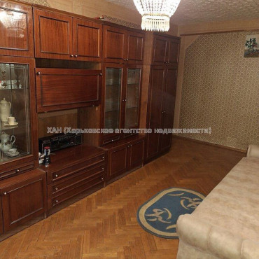 Продам квартиру, Владислава Зубенко ул. , 1  ком., 31.30 м², косметический ремонт 