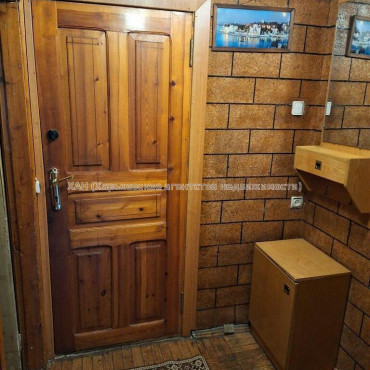 Продам квартиру, Владислава Зубенко ул. , 1  ком., 31.30 м², косметический ремонт 