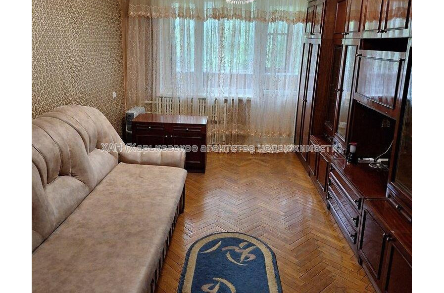 Продам квартиру, Владислава Зубенко ул. , 1  ком., 31.30 м², косметический ремонт 