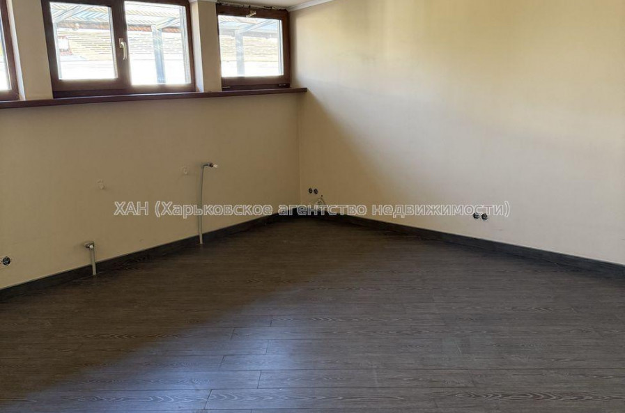 Продам квартиру, Пушкинский въезд , 4 кім., 150 м², капитальный ремонт 